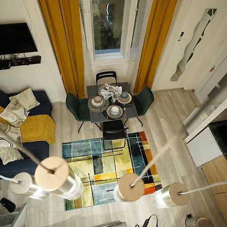 Suzan's In The Heart Of * Budapešť